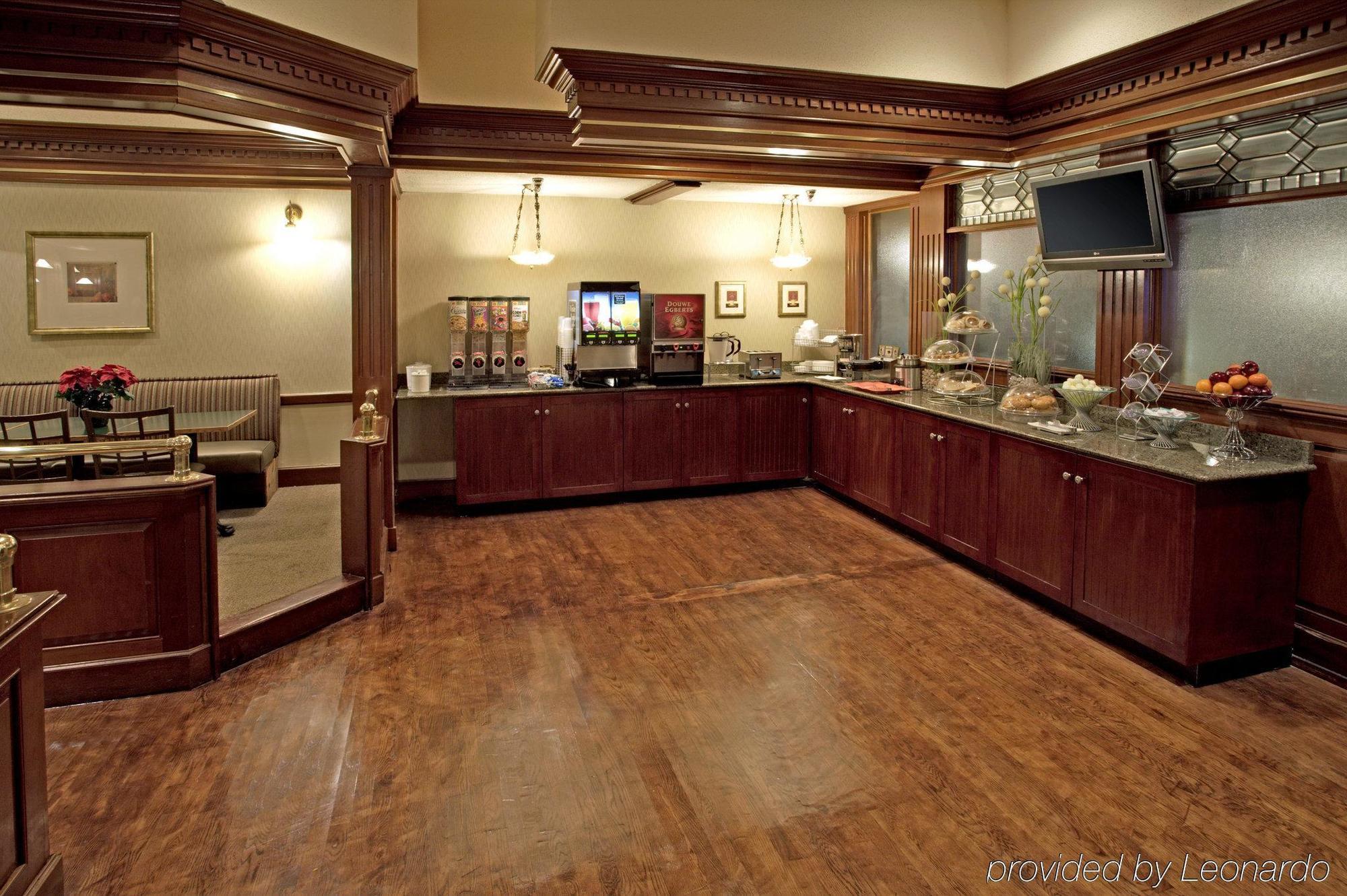 Quality Inn Near Hampton Coliseum 레스토랑 사진