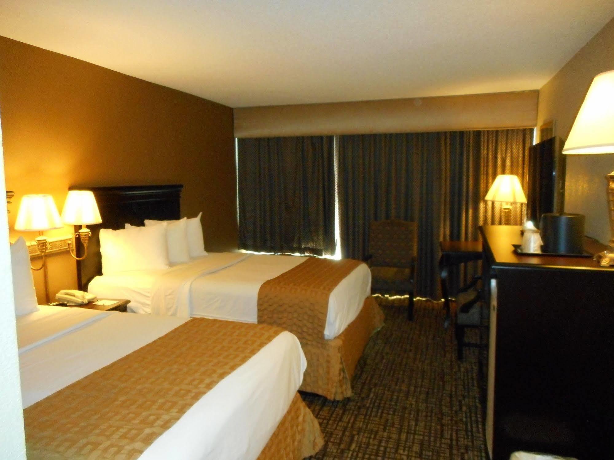 Quality Inn Near Hampton Coliseum 외부 사진